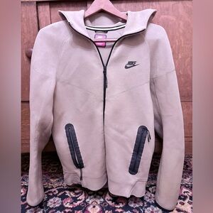 Nike Sportswear Tech Fleece w/Hood, Full Zip, Khaki Color Size Small.